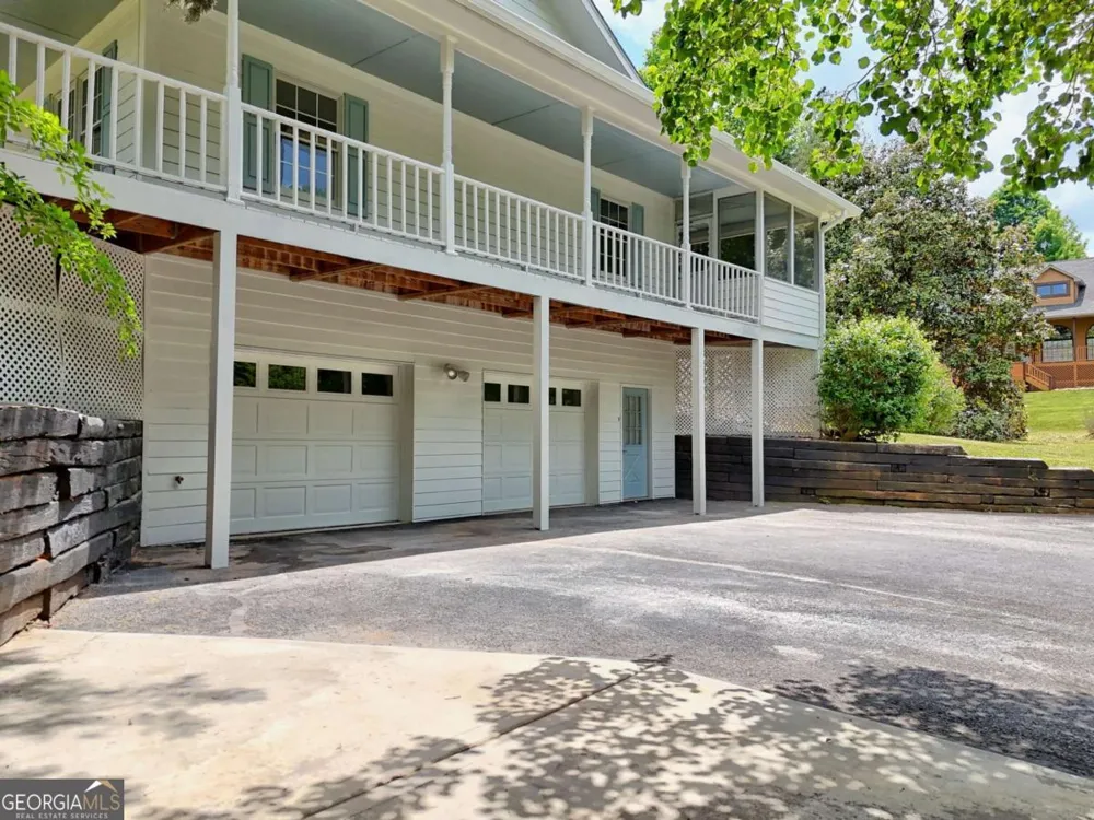 2421 Settlers RDG Hiawassee, GA 30546