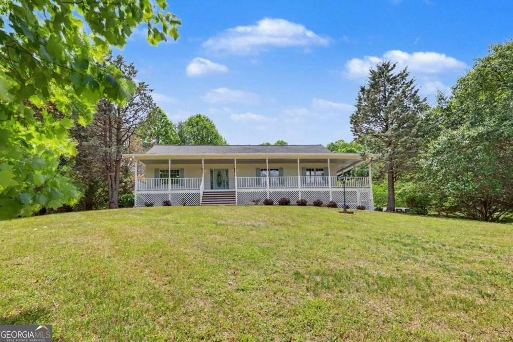 2421 Settlers RDG Hiawassee, GA 30546