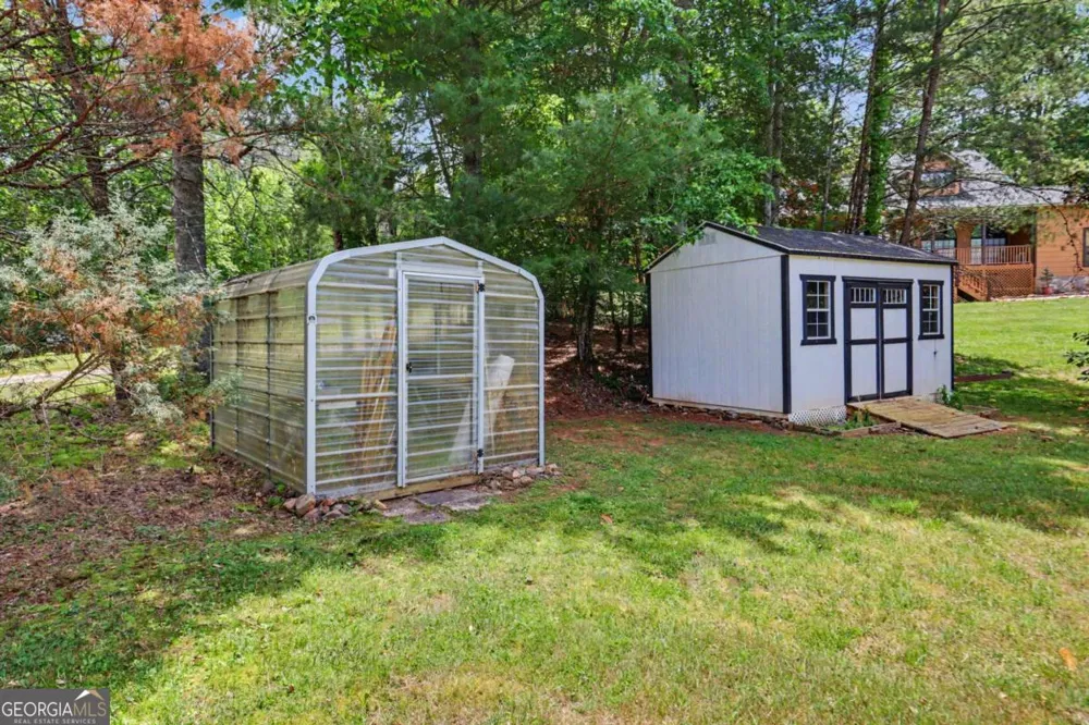 2421 Settlers RDG Hiawassee, GA 30546