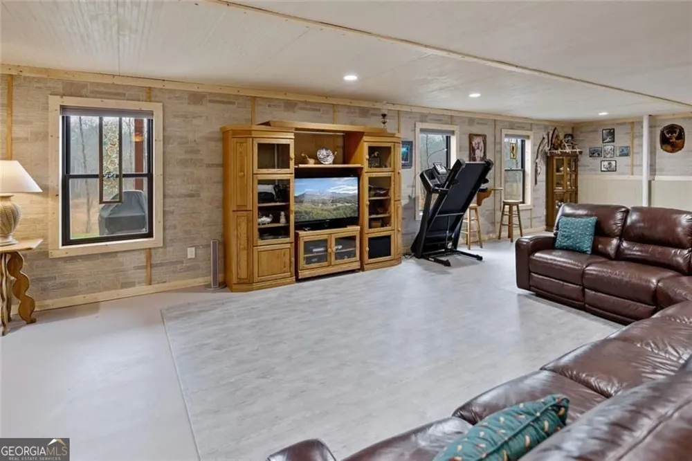 1581 Taylor Town RD NE Ranger, GA 30734