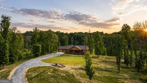 1581 Taylor Town RD NE