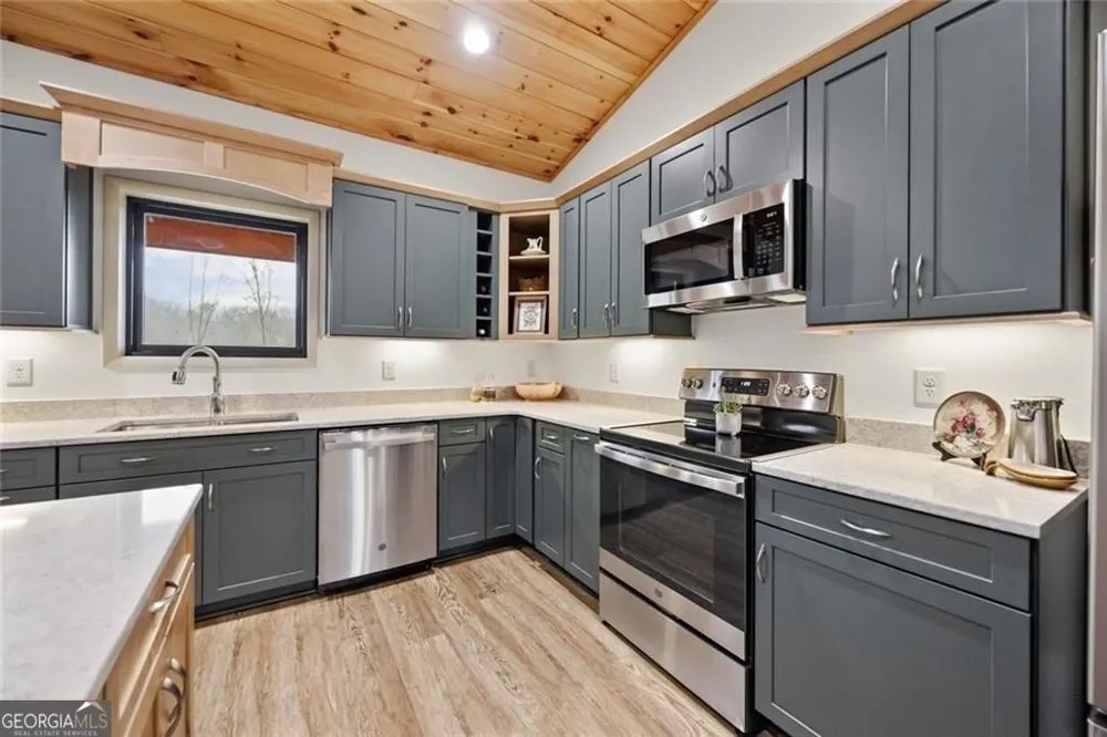 1581 Taylor Town RD NE Ranger, GA 30734