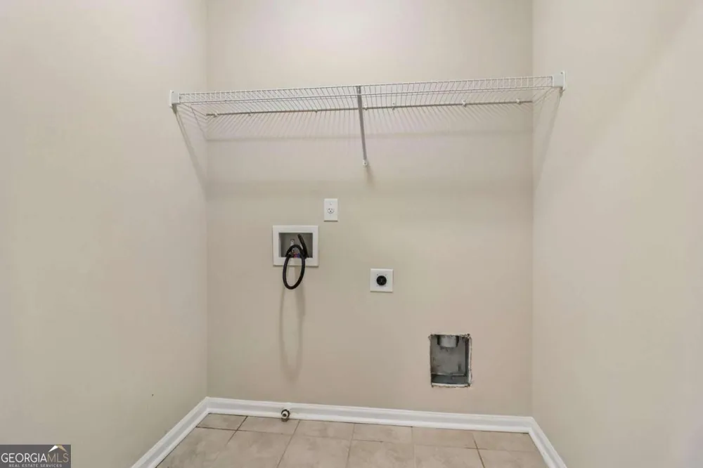 2714 Shetley Creek DR Norcross, GA 30071