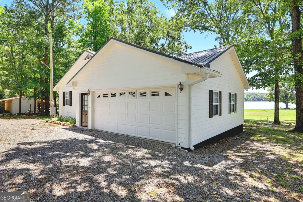 1691 Arrowhead RD Greensboro, GA 30642