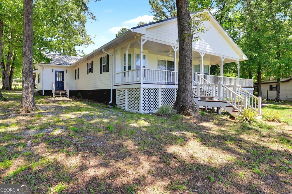 1691 Arrowhead RD Greensboro, GA 30642