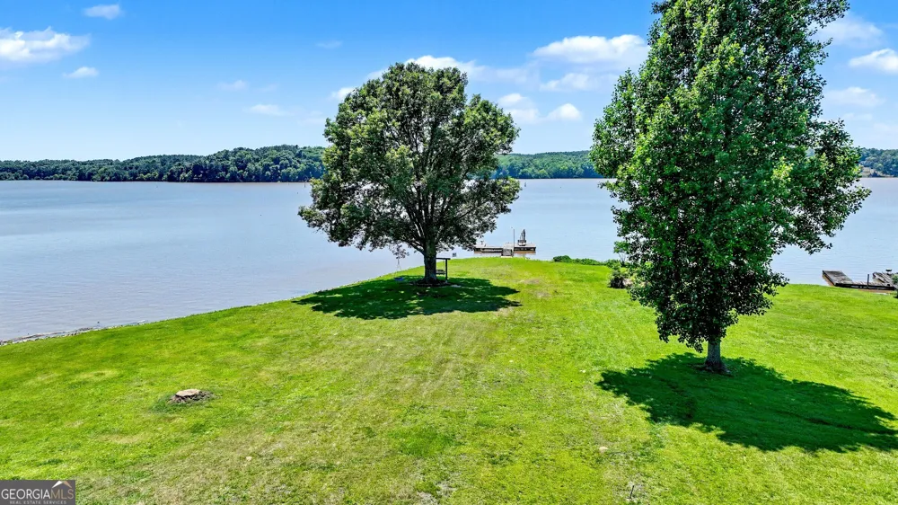 1691 Arrowhead RD Greensboro, GA 30642