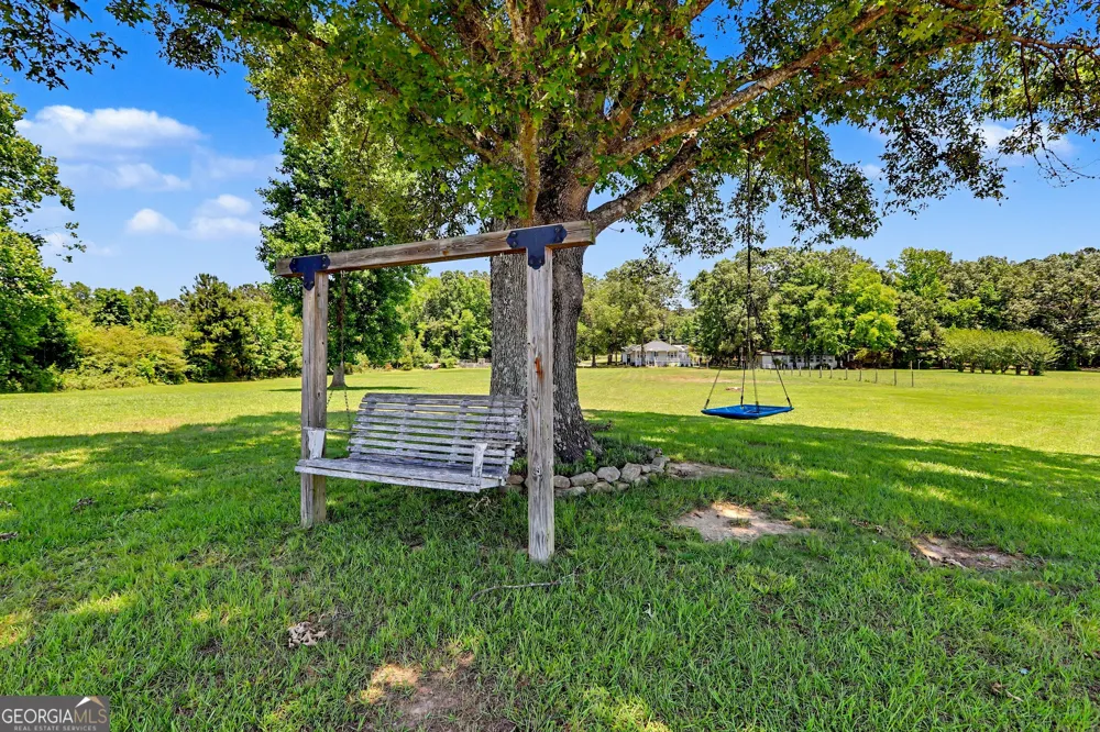 1691 Arrowhead RD Greensboro, GA 30642