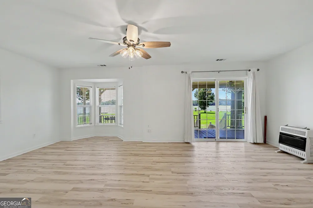 1691 Arrowhead RD Greensboro, GA 30642