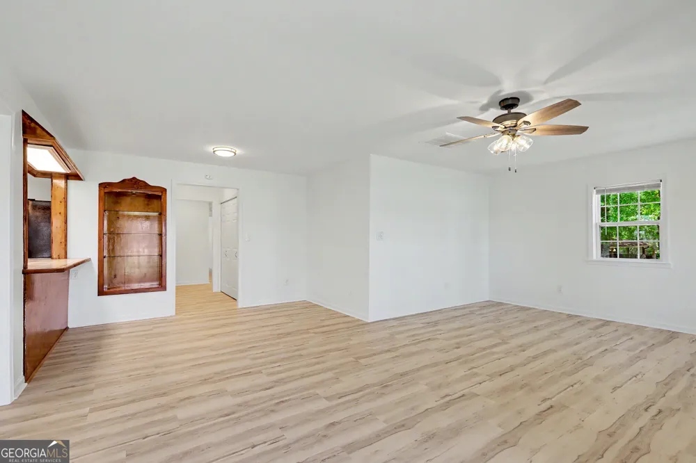 1691 Arrowhead RD Greensboro, GA 30642