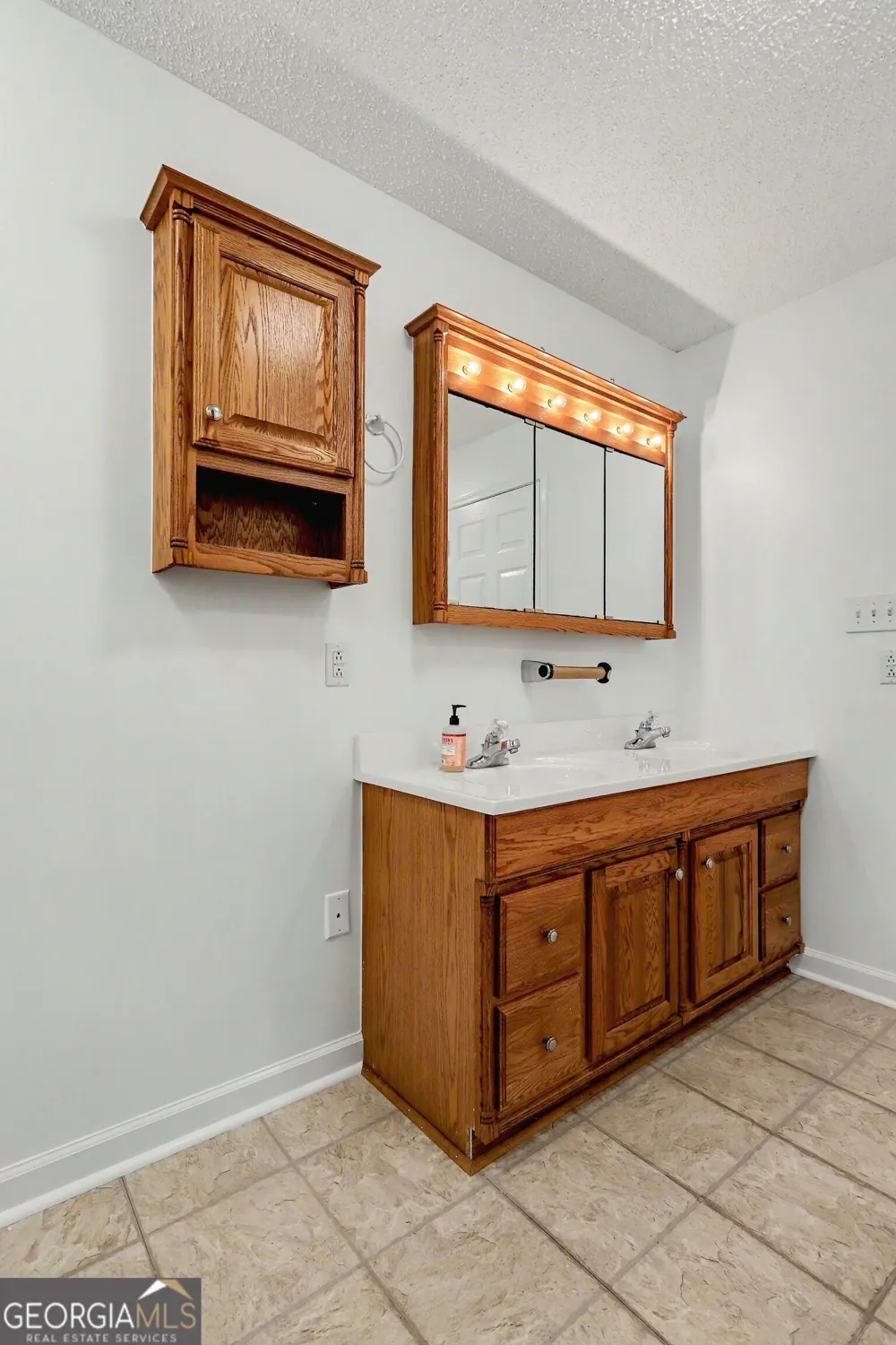 1691 Arrowhead RD Greensboro, GA 30642