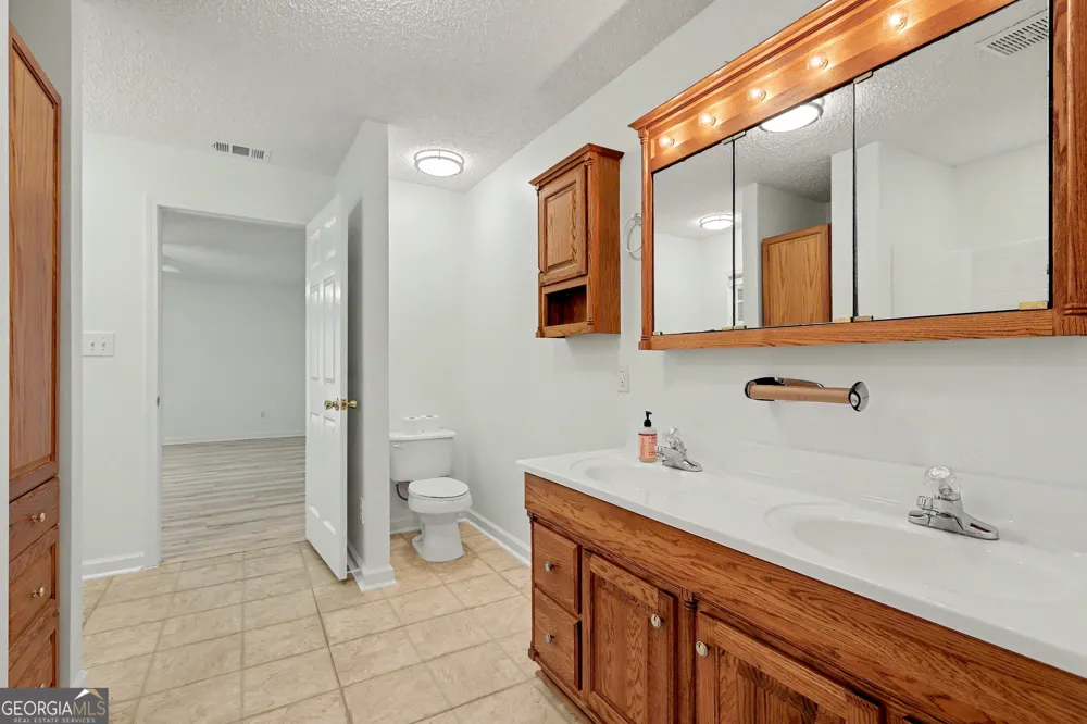 1691 Arrowhead RD Greensboro, GA 30642