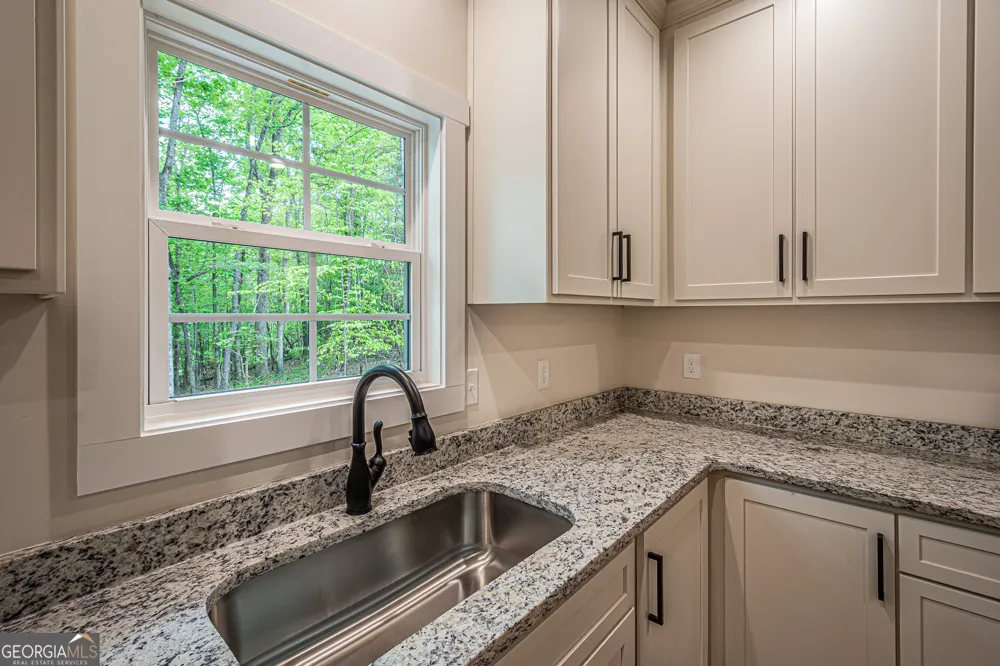 15 Eloise WAY Dahlonega, GA 30533