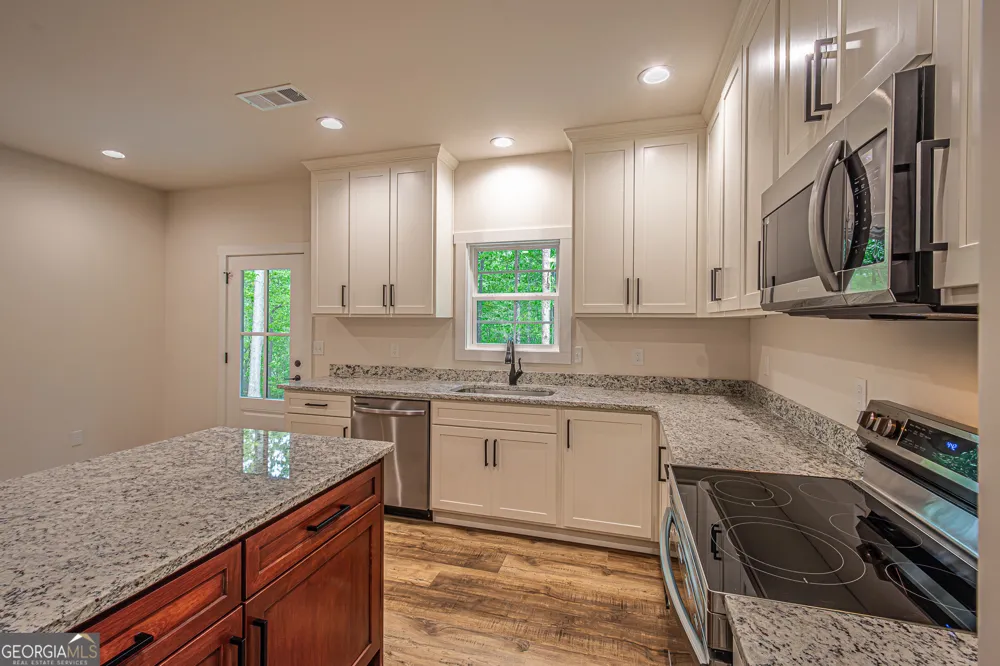 15 Eloise WAY Dahlonega, GA 30533