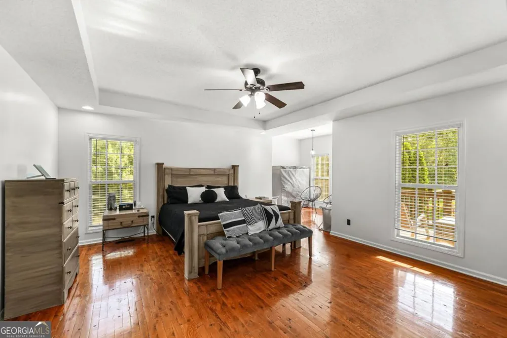 176 Oak Leaf DR Carrollton, GA 30116