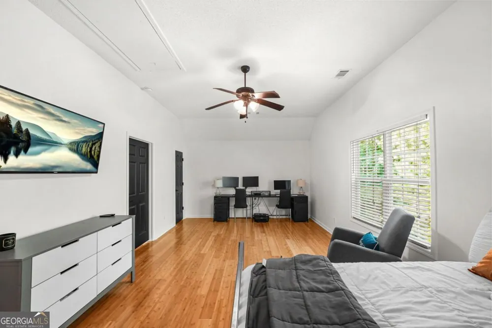 176 Oak Leaf DR Carrollton, GA 30116