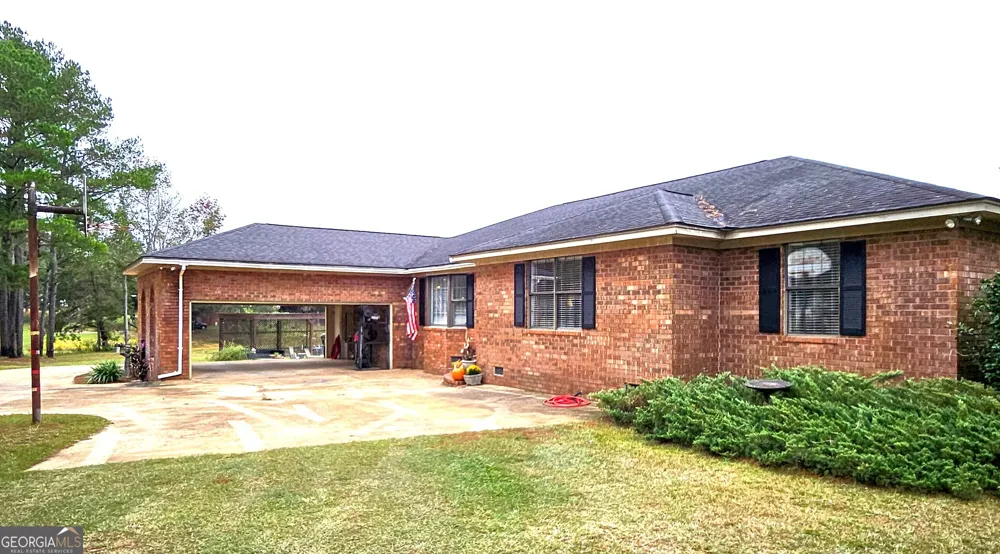 290 Long RD Bainbridge, GA 39817