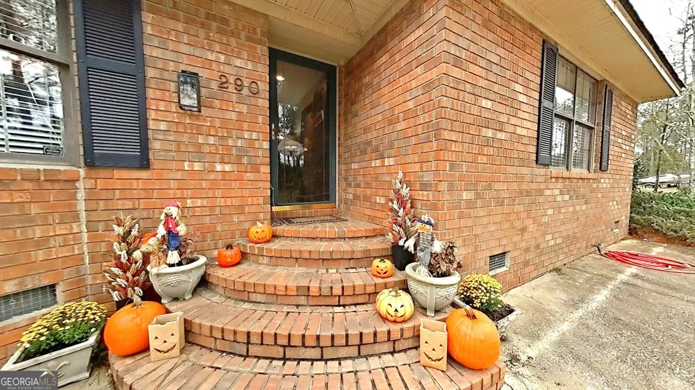 290 Long RD Bainbridge, GA 39817
