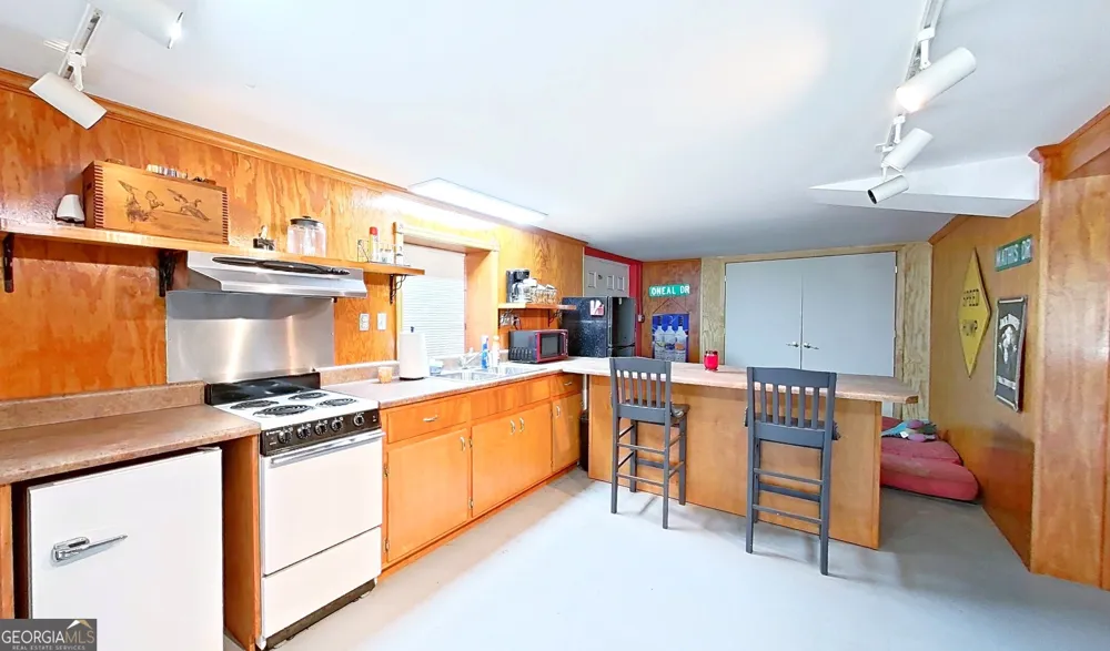 290 Long RD Bainbridge, GA 39817