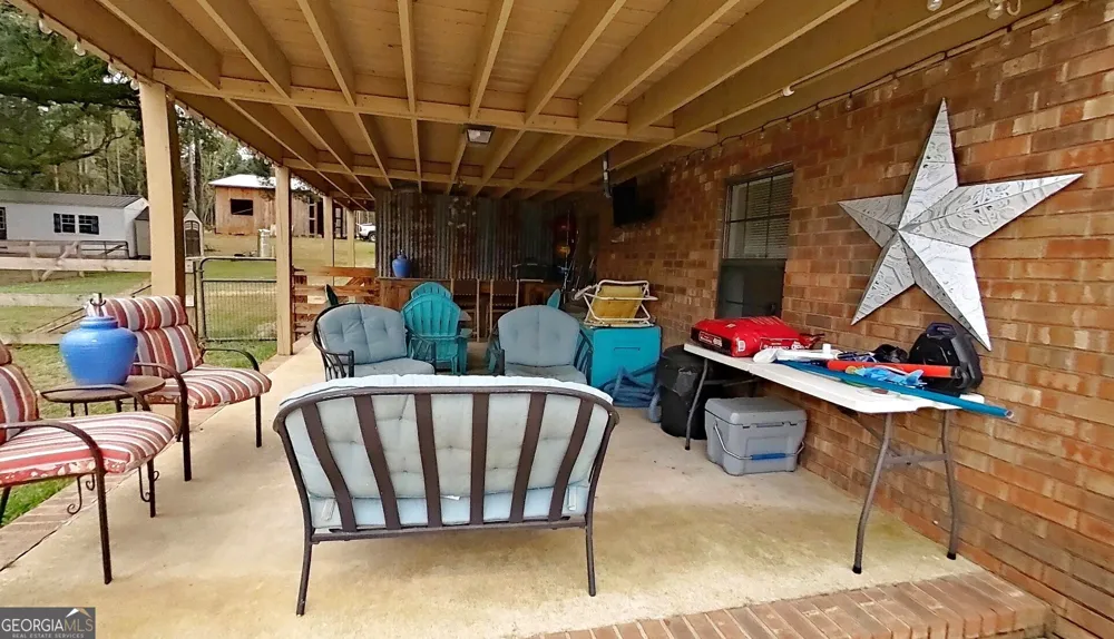 290 Long RD Bainbridge, GA 39817
