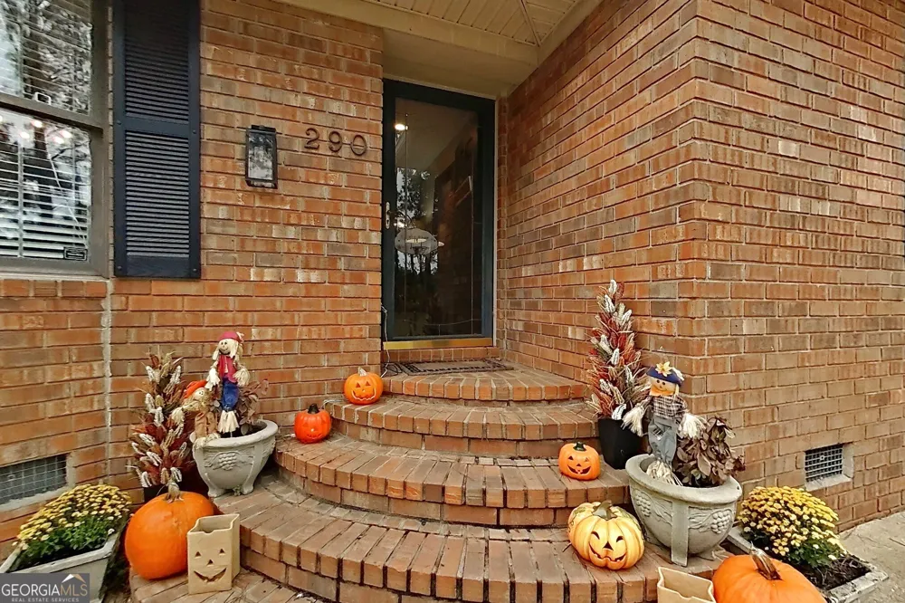 290 Long RD Bainbridge, GA 39817