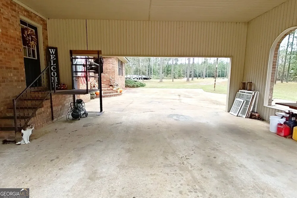 290 Long RD Bainbridge, GA 39817