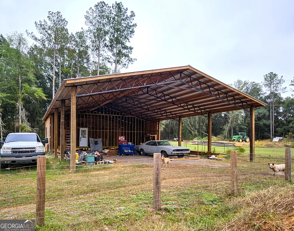290 Long RD Bainbridge, GA 39817