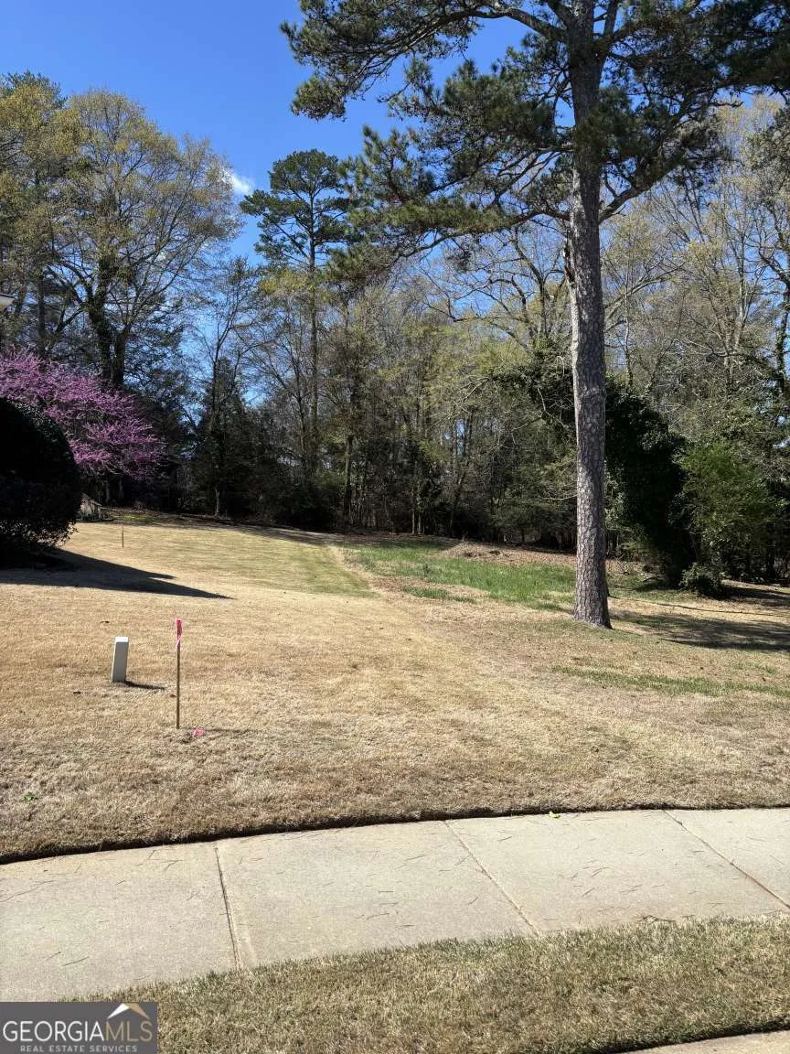 329 Vinings WALK NW Gainesville, GA 30501