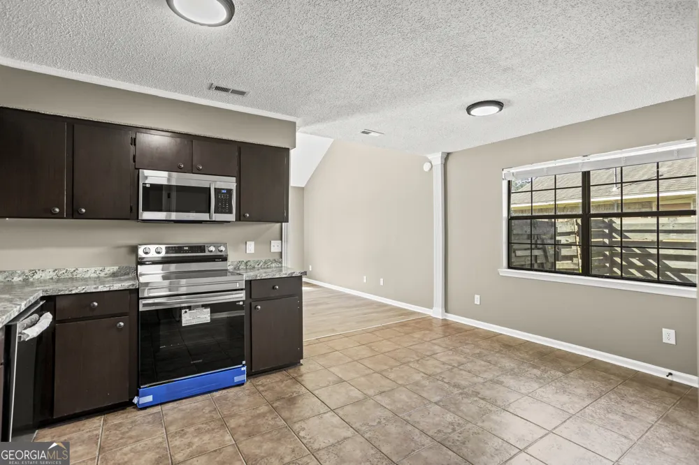 662 Windhaven DR Hinesville, GA 31313