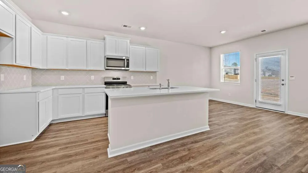 104 Oakchase Park LN Hampton, GA 30228