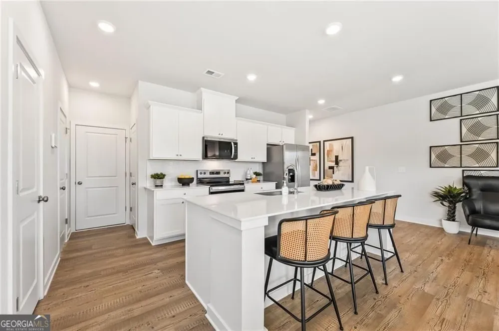 7513 Clover LN Flowery Branch, GA 30542