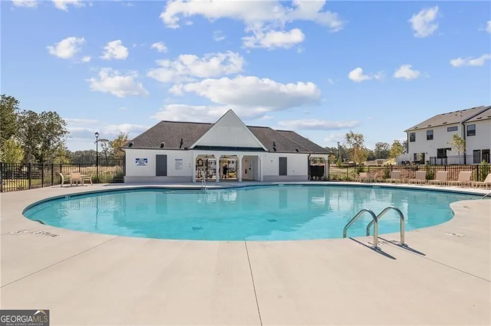 7513 Clover LN Flowery Branch, GA 30542