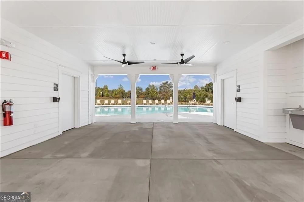 7513 Clover LN Flowery Branch, GA 30542