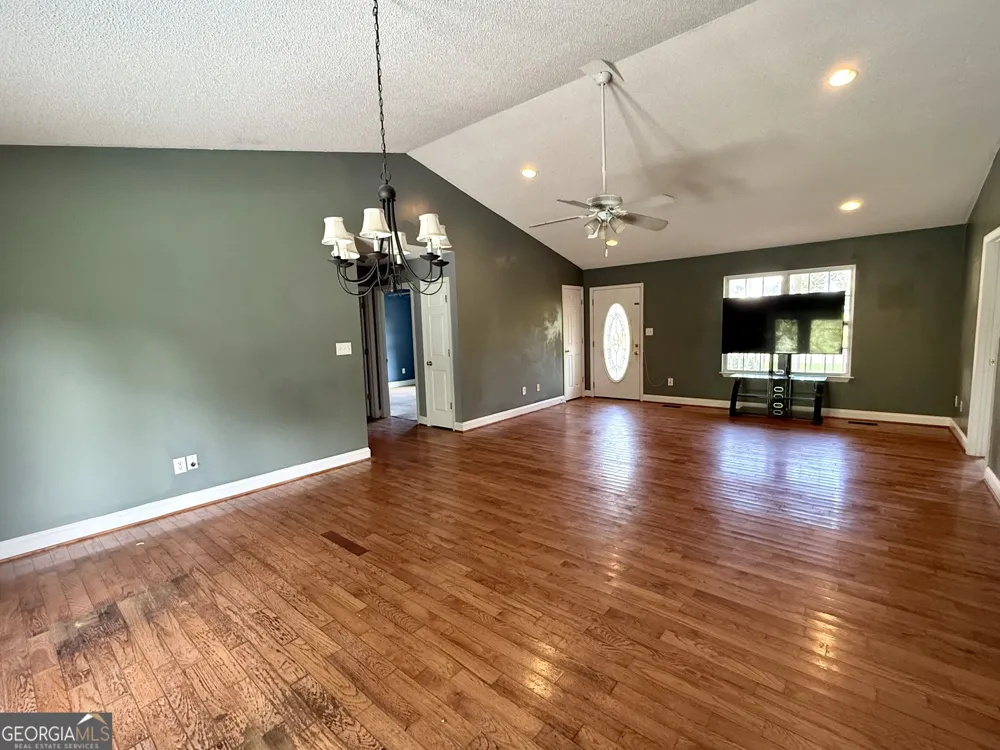 201 Briarwood Circle Summerville, GA 30747