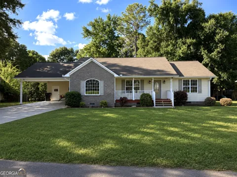 201 Briarwood Circle
