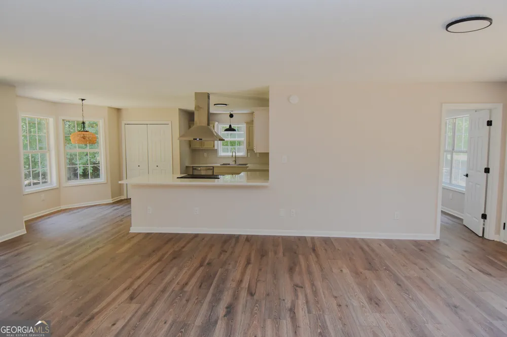 100 N Rover RD Williamson, GA 30292