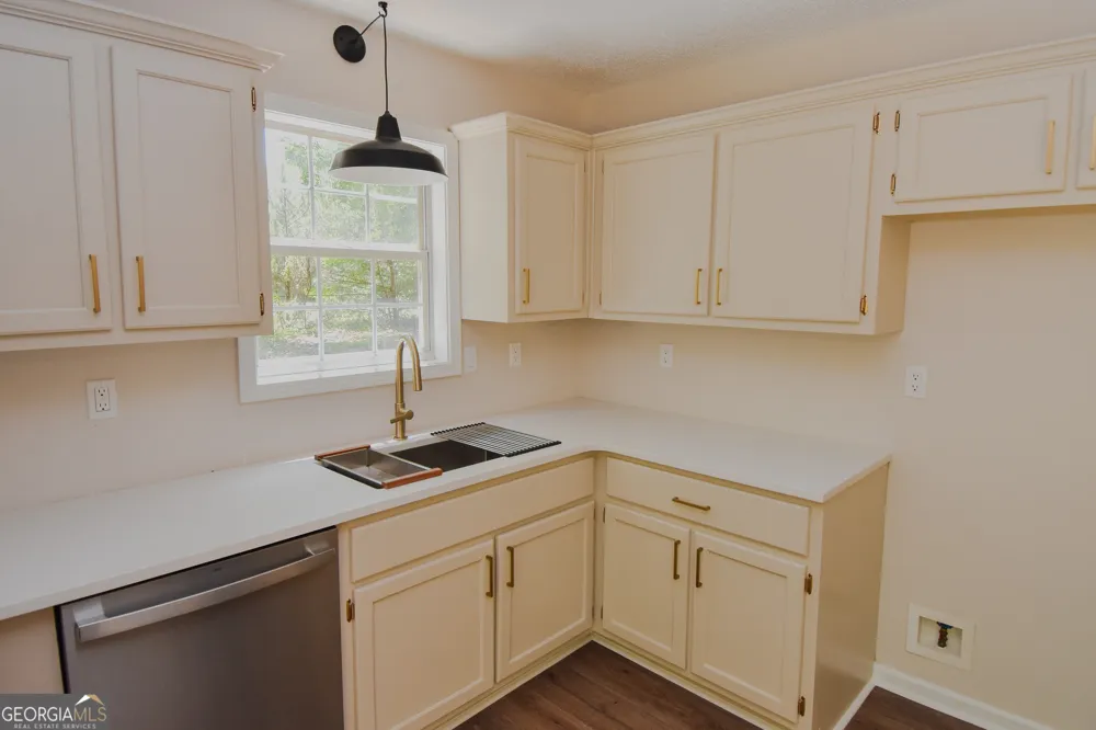 100 N Rover RD Williamson, GA 30292