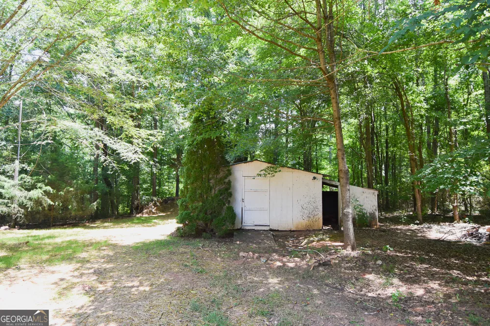 100 N Rover RD Williamson, GA 30292