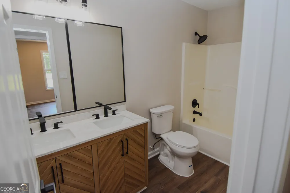 100 N Rover RD Williamson, GA 30292
