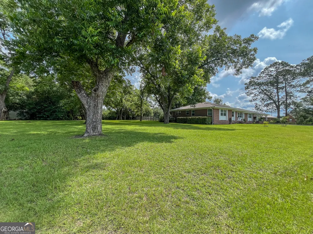 141 N Railroad AVE Chauncey, GA 31011