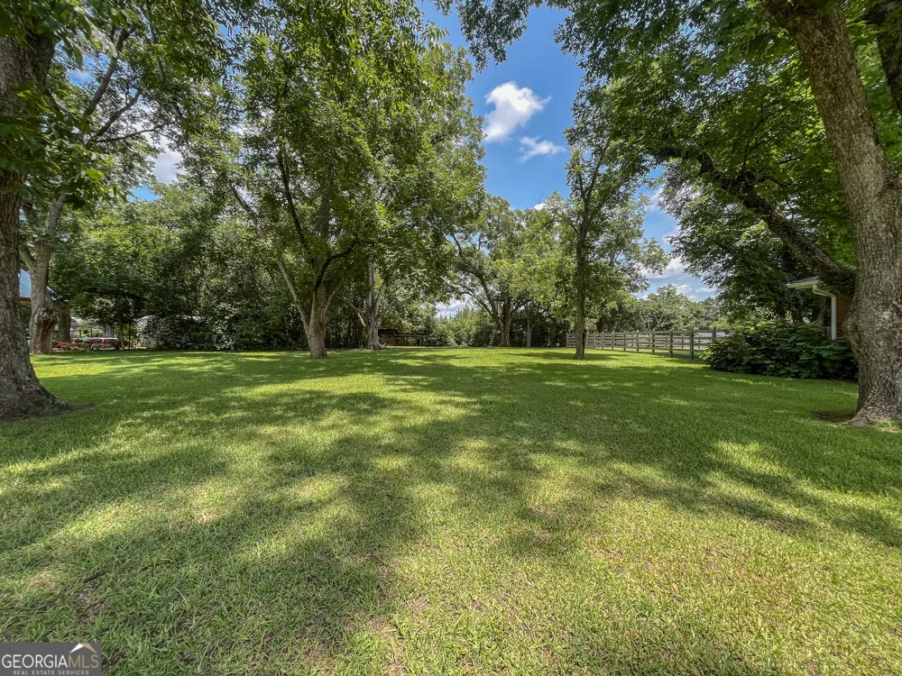 141 N Railroad AVE Chauncey, GA 31011