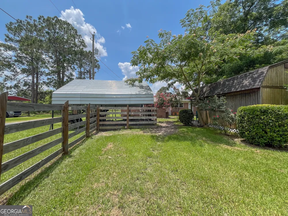 141 N Railroad AVE Chauncey, GA 31011