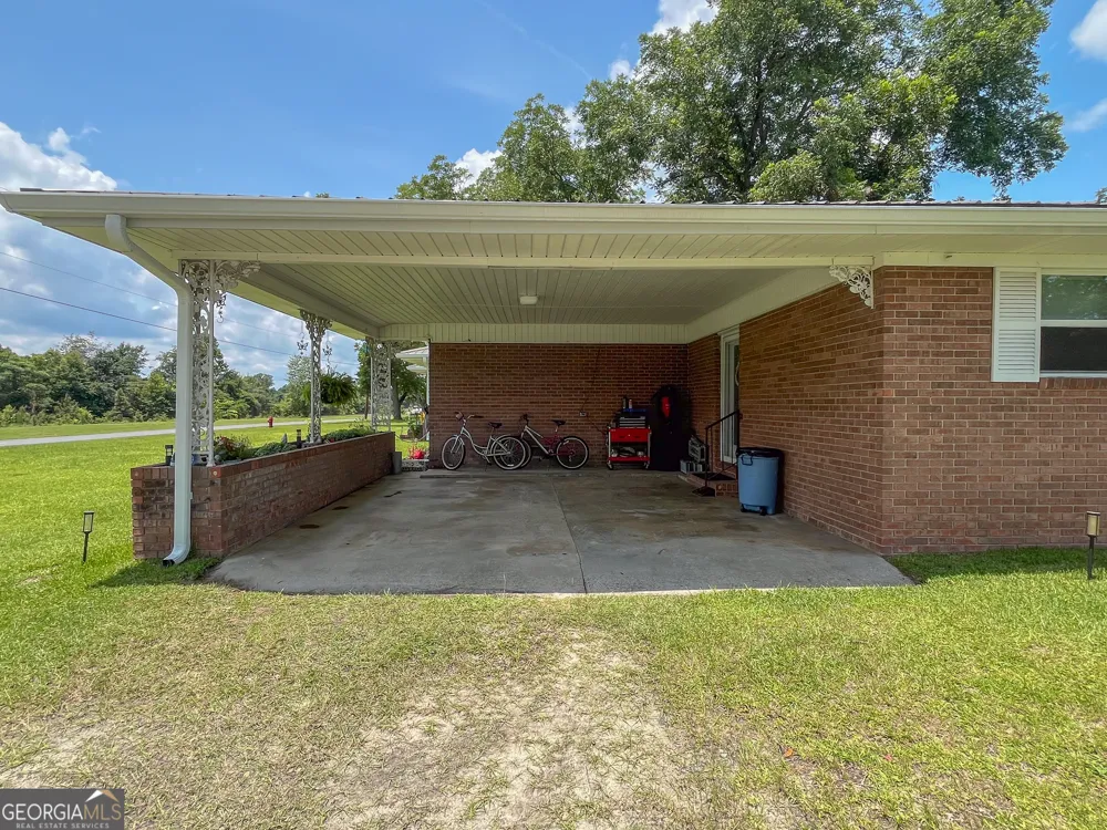 141 N Railroad AVE Chauncey, GA 31011