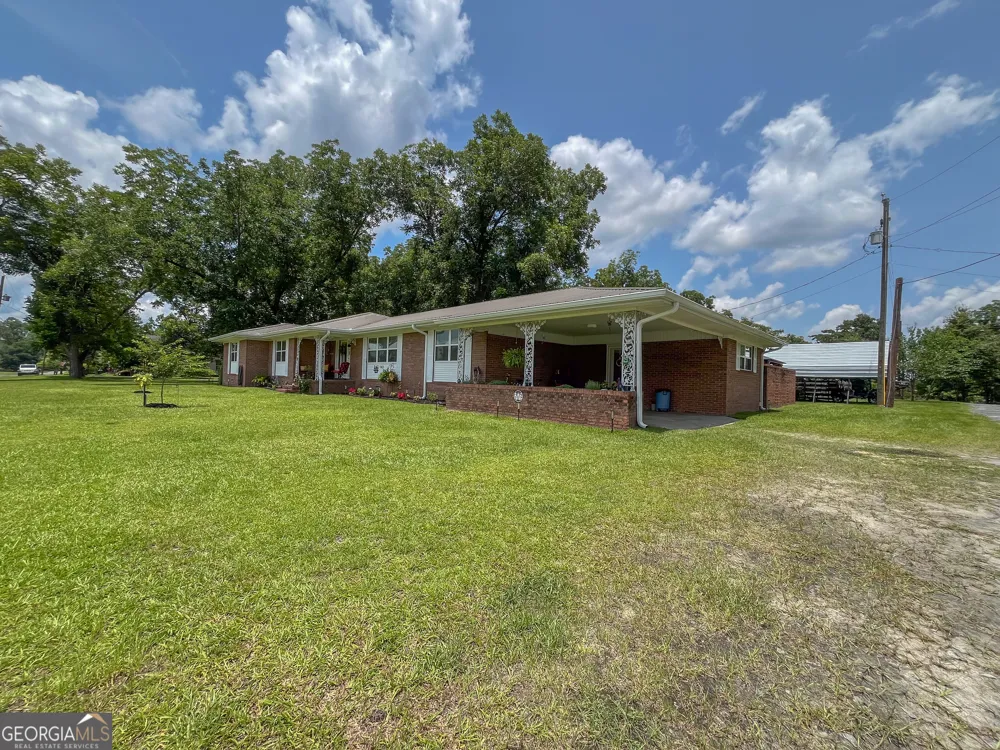141 N Railroad AVE Chauncey, GA 31011
