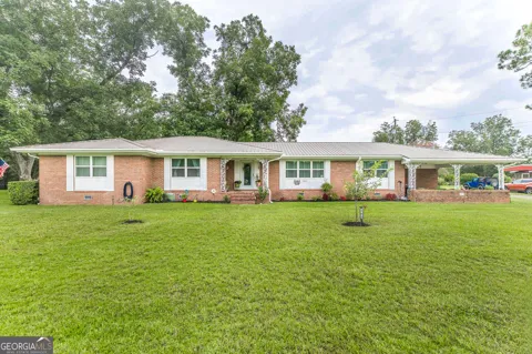 141 N Railroad AVE