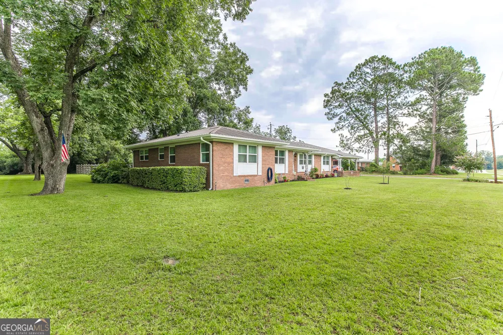 141 N Railroad AVE Chauncey, GA 31011