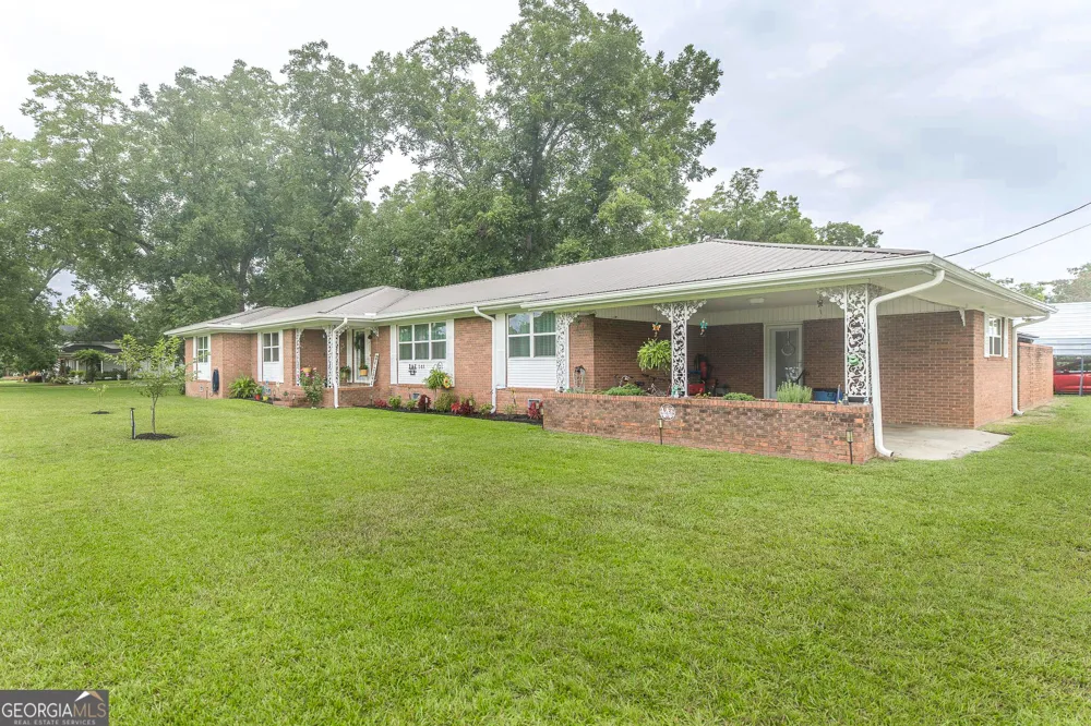 141 N Railroad AVE Chauncey, GA 31011