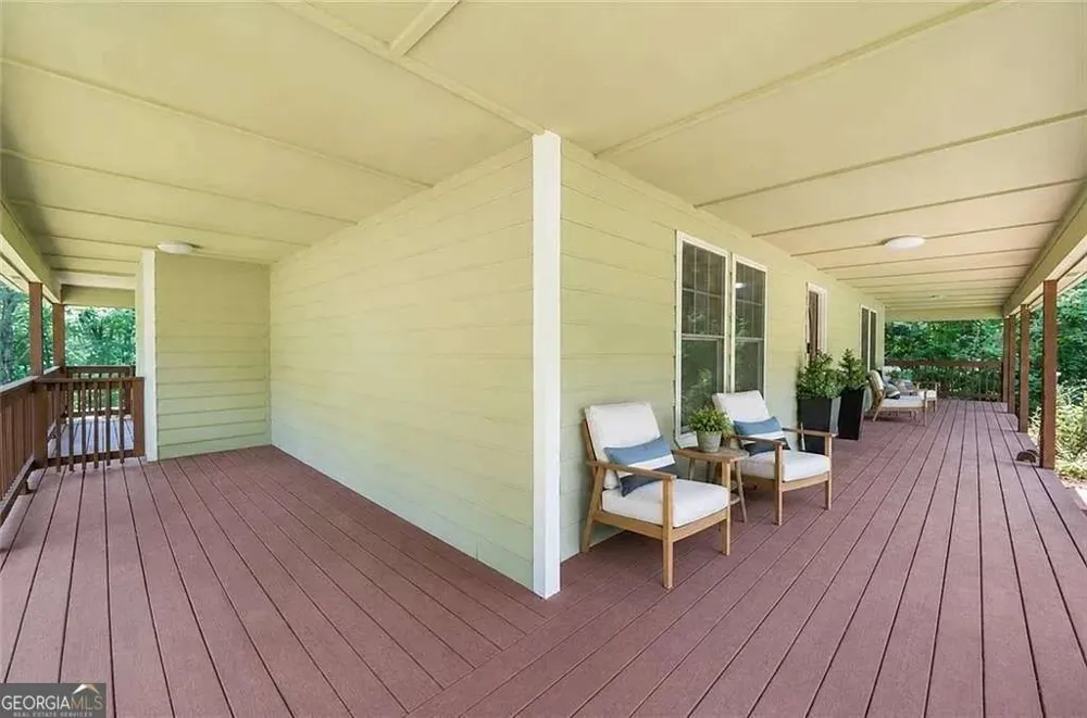 43 Bulldog Way Dahlonega, GA 30533