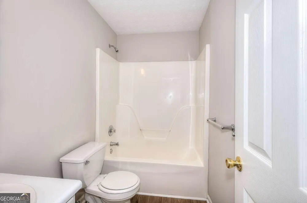4160 Janel LN Loganville, GA 30052