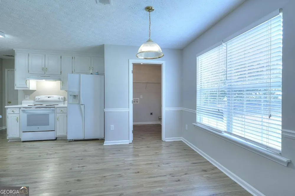 4160 Janel LN Loganville, GA 30052
