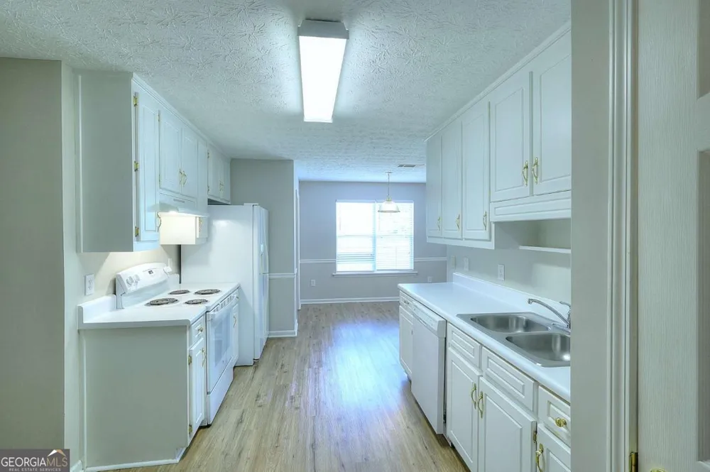 4160 Janel LN Loganville, GA 30052